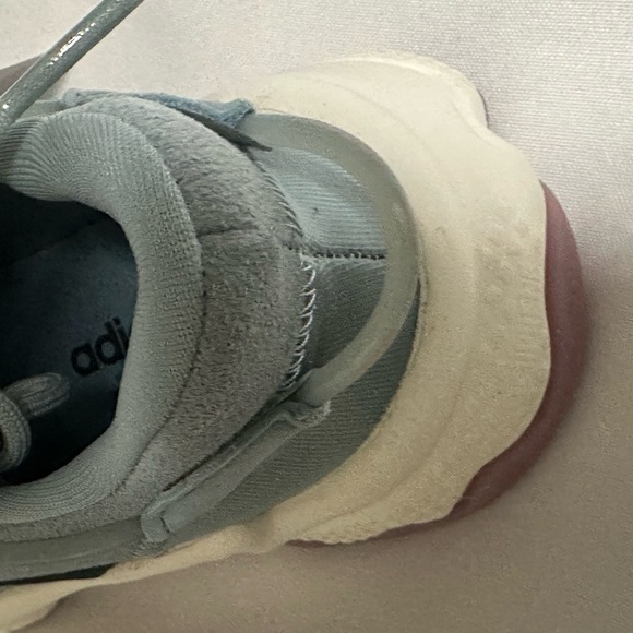 Adidas Women's ozweego Light Blue and Pink Sneakers size 6.5 - Picture 12 of 16